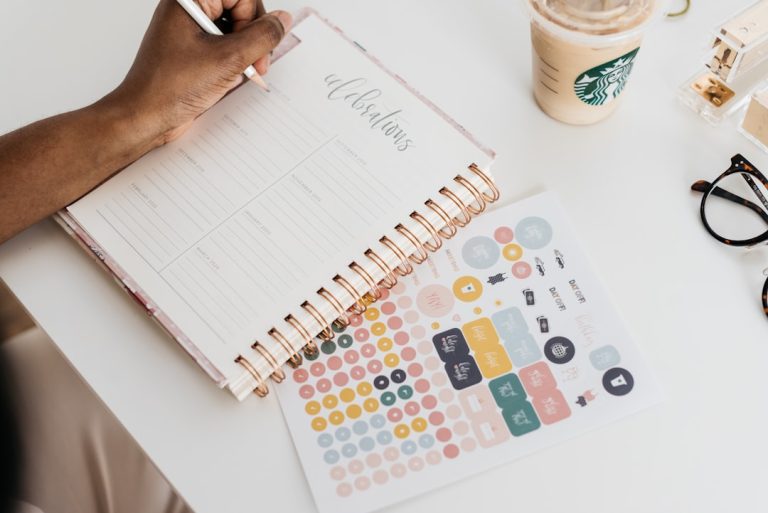 The Psychology Behind Office Supplies: How Stationery Influences Productivity